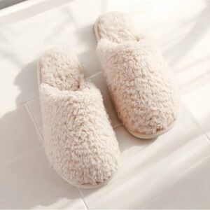 Pottery Barn - Teddy Bear Slippers